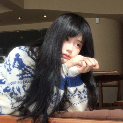 野女孩